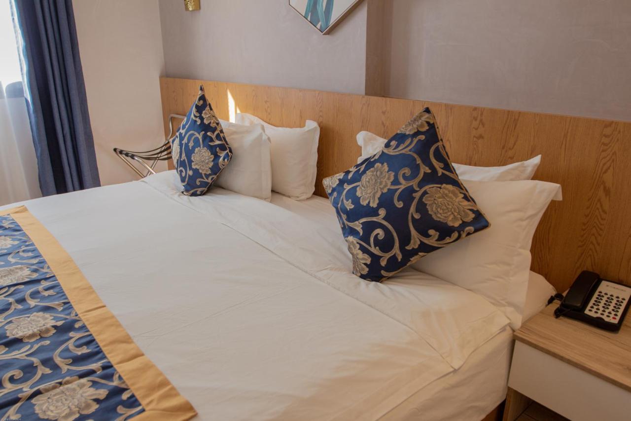 Vancii Hotel Chefchaouen Exterior foto